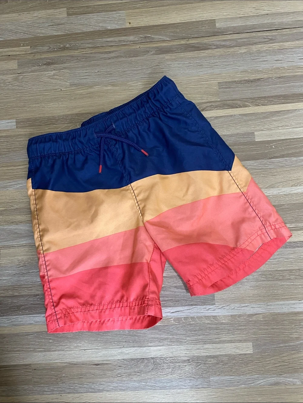 OLD NAVY swim trunks size toddler boy 4T